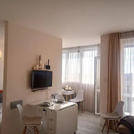 Komfortowe Studio Chateau 2 - Bastet Bs Apartment Aheloy
